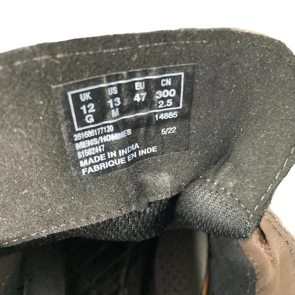 Clarks Courtlite Chukka Boot. Sz: 13